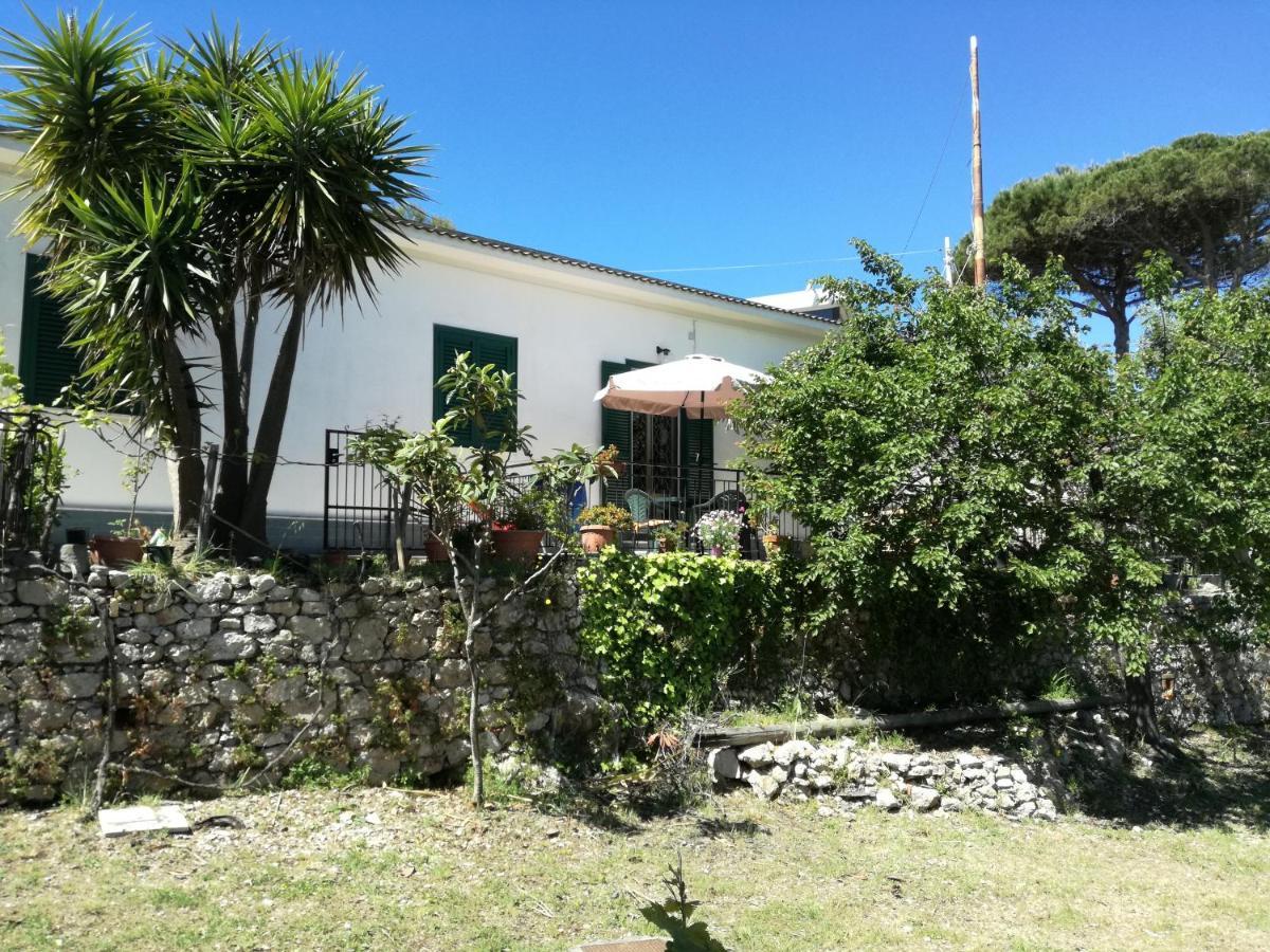 Villa Ninetta-Isabella Gaeta Buitenkant foto
