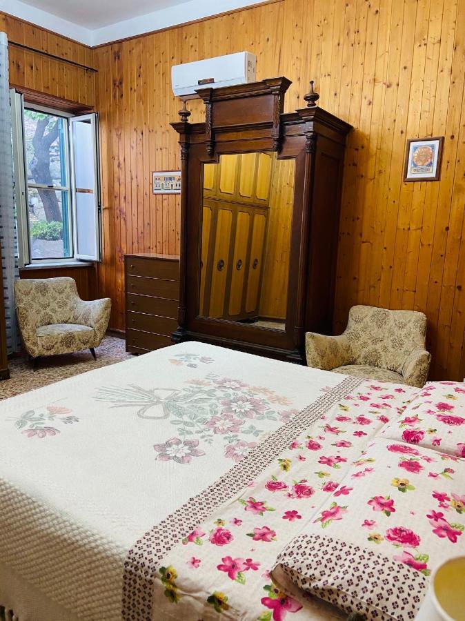 Villa Ninetta-Isabella Gaeta Buitenkant foto